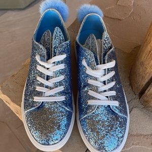 Sparkly blue bunny shoes size 9